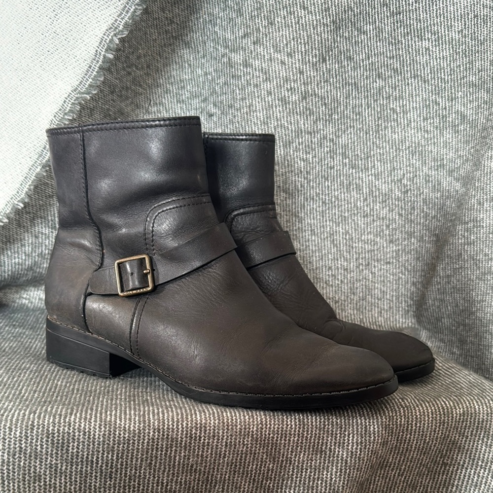 Cole Haan Black/Dak Brown Leather Ankle Boots